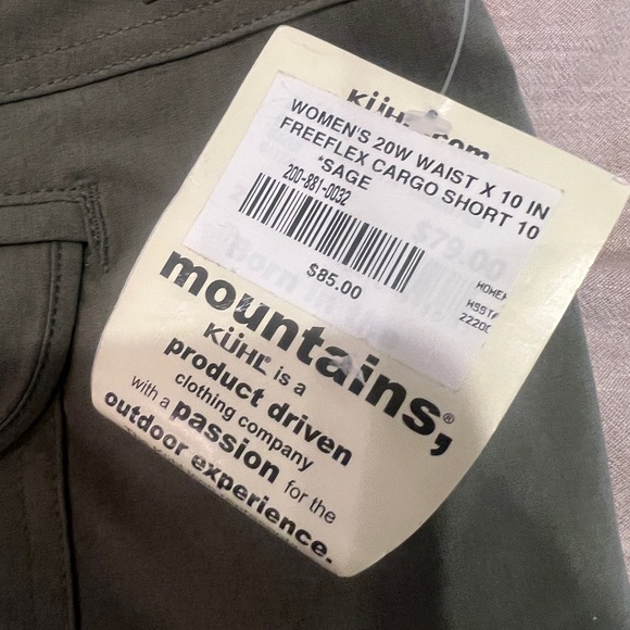 KUHL 
Freeflex 10" Cargo Shorts - Women's - Picture 2 of 3